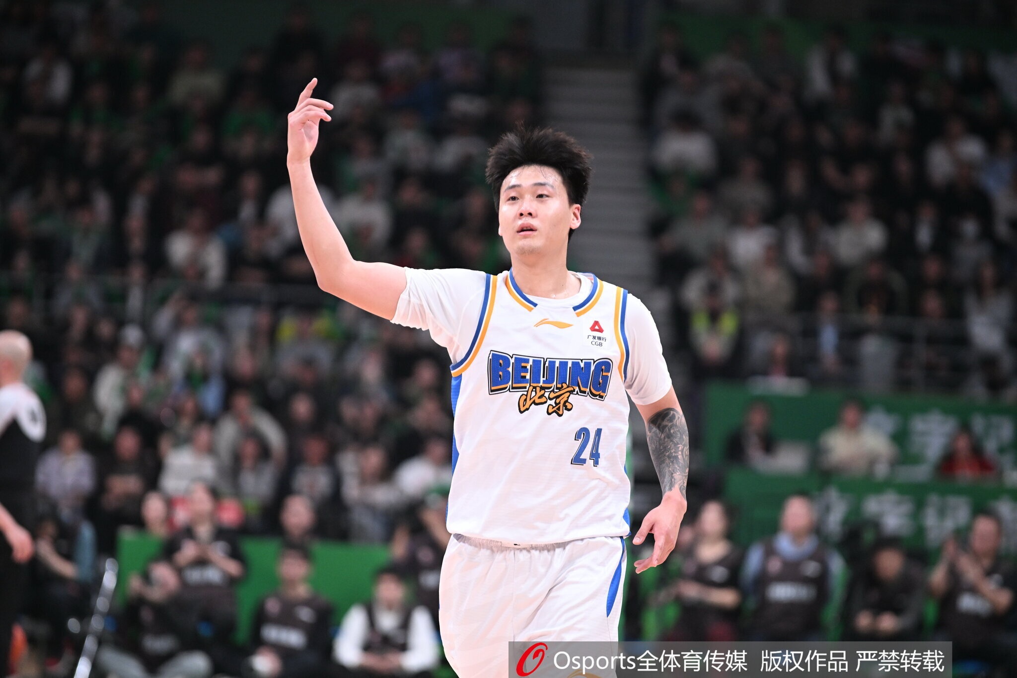 华体会体育-记者：如果赵睿&amp;曾凡博状态继续回升 抢回主场优势的北京会更难缠
